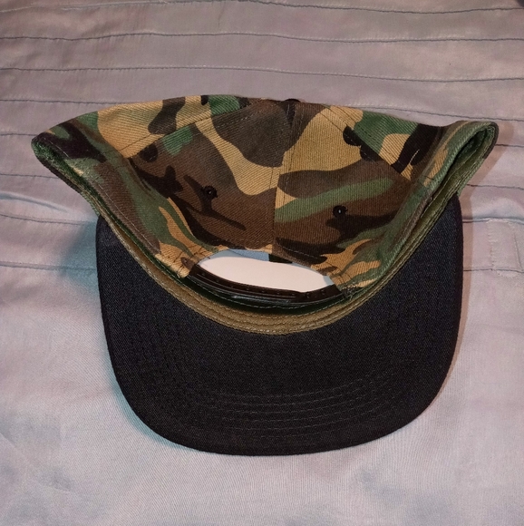 2nd Amendment couples snapbacks - Picture 2 of 5